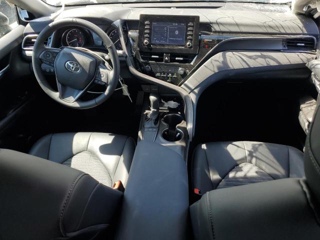 4T1G11AK1RU888082 - 2024 TOYOTA CAMRY SE NIGHT SHADE WHITE photo 8