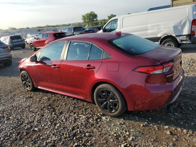 5YFEPMAE5NP315280 - 2022 TOYOTA COROLLA LE MAROON photo 2