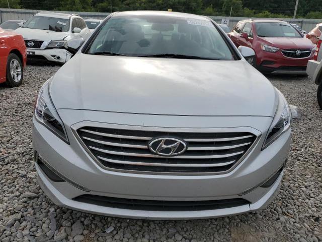 5NPE24AF9FH183257 - 2015 HYUNDAI SONATA SE SILVER photo 5