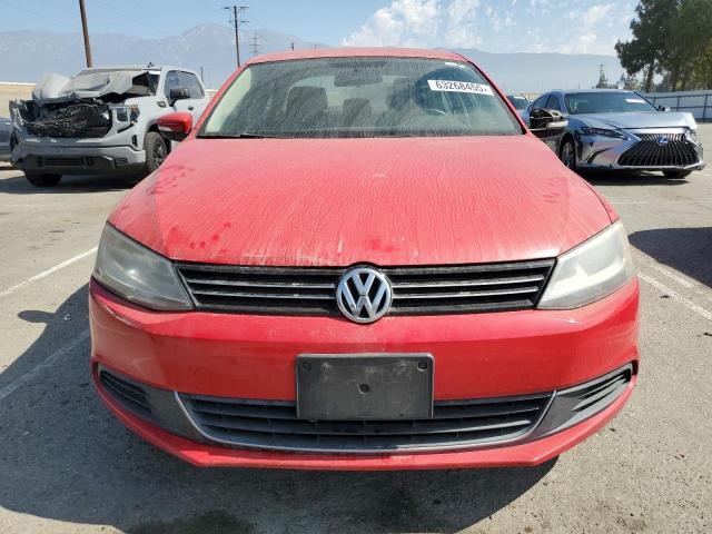3VWD17AJ9EM219832 - 2014 VOLKSWAGEN JETTA SE RED photo 5