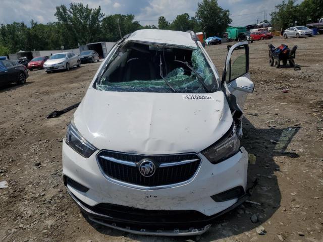 KL4CJASB6JB653883 - 2018 BUICK ENCORE PREFERRED თეთრი ფოტო 5