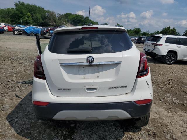 KL4CJASB6JB653883 - 2018 BUICK ENCORE PREFERRED თეთრი ფოტო 6