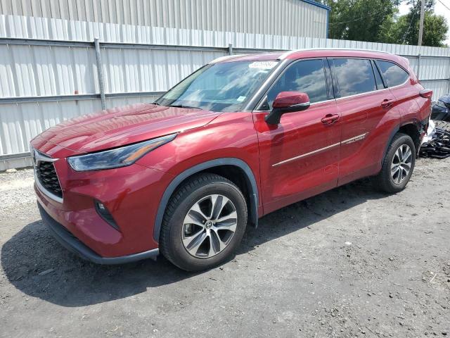 5TDGZRBH2MS084949 - 2021 TOYOTA HIGHLANDER XLE RED photo 1