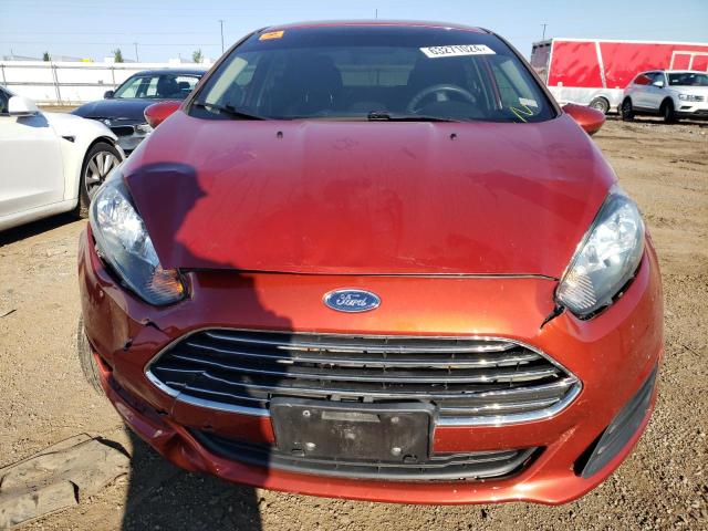 3FADP4BJ6JM134218 - 2018 FORD FIESTA SE ORANGE photo 5