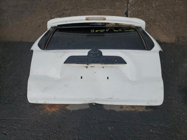 JTEBU5JR1J5580513 - 2018 TOYOTA 4RUNNER SR5/SR5 PREMIUM WHITE photo 13