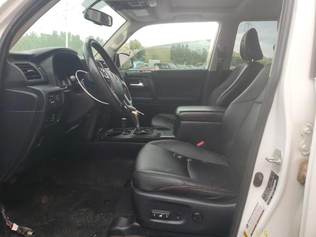 JTEBU5JR1J5580513 - 2018 TOYOTA 4RUNNER SR5/SR5 PREMIUM WHITE photo 7