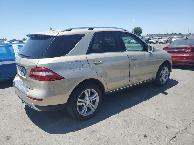 4JGDA5HB1DA123027 - 2013 MERCEDES-BENZ ML 350 4MATIC GOLD photo 3