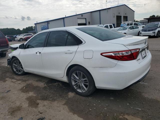 4T1BF1FK8GU511587 - 2016 TOYOTA CAMRY LE WHITE photo 2