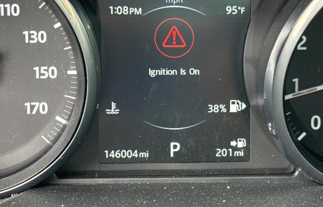 SALWG2VF6GA557555 - 2016 LAND ROVER RANGE ROVE SE WHITE photo 8