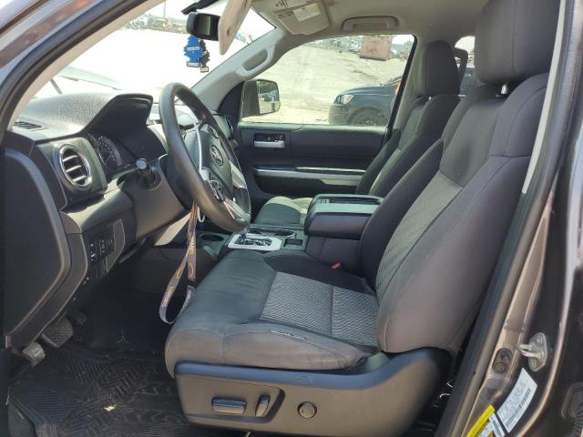 5TFRM5F1XEX072055 - 2014 TOYOTA TUNDRA DOUBLE CAB SR/SR5 GRAY photo 7