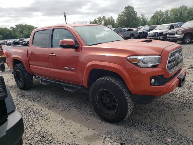 3TMCZ5AN6HM102339 - 2017 TOYOTA TACOMA DOUBLE CAB ORANGE photo 4