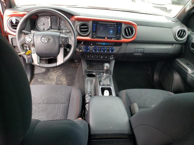 3TMCZ5AN6HM102339 - 2017 TOYOTA TACOMA DOUBLE CAB ORANGE photo 8