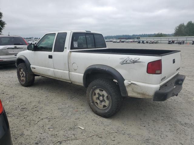 1GCCT19X938144145 - 2003 CHEVROLET S TRUCK S10 WHITE photo 2