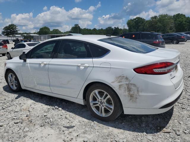 3FA6P0HD0JR266543 - 2018 FORD FUSION SE WHITE photo 2