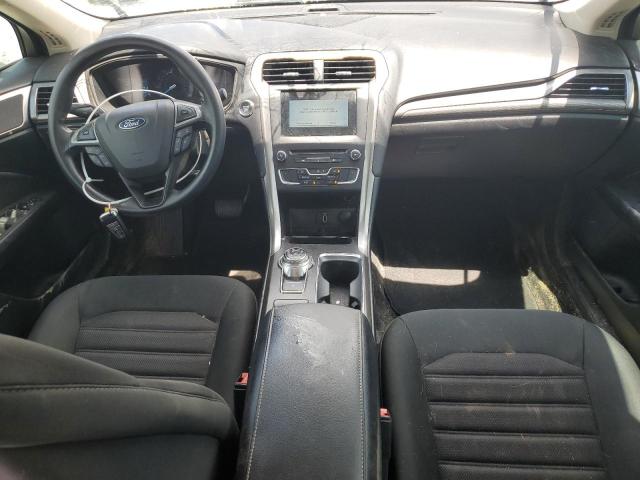 3FA6P0HD0JR266543 - 2018 FORD FUSION SE WHITE photo 8