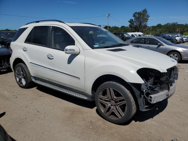 4JGBB72E68A357611 - 2008 MERCEDES-BENZ ML 550 WHITE photo 4