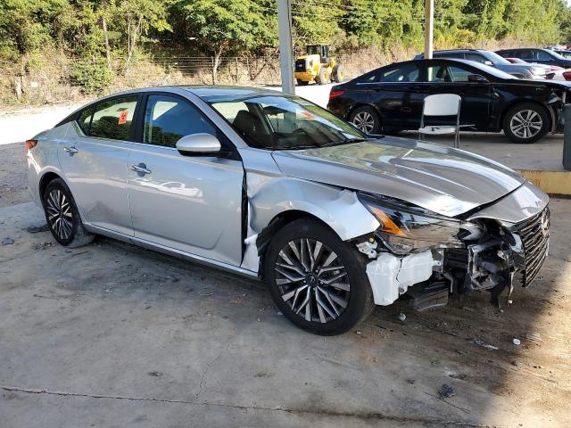 1N4BL4DV3PN372738 - 2023 NISSAN ALTIMA SV SILVER photo 4