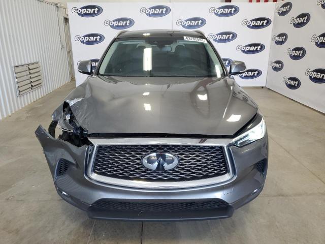 3PCAJ5M30KF136880 - 2019 INFINITI QX50 ESSENTIAL GRAY photo 5