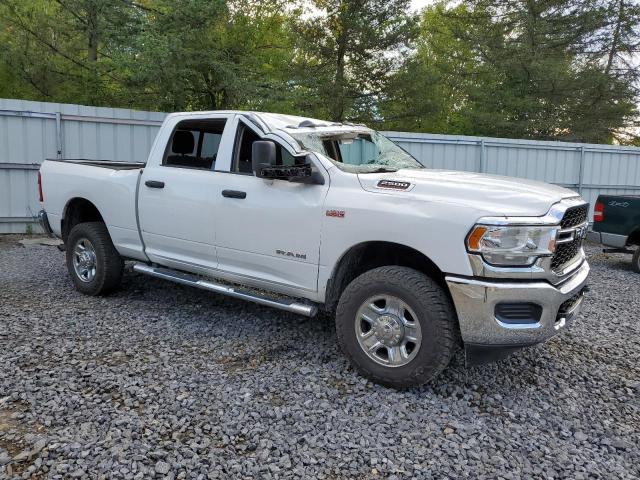 3C6UR5CJ9KG713638 - 2019 RAM 2500 TRADESMAN WHITE photo 4