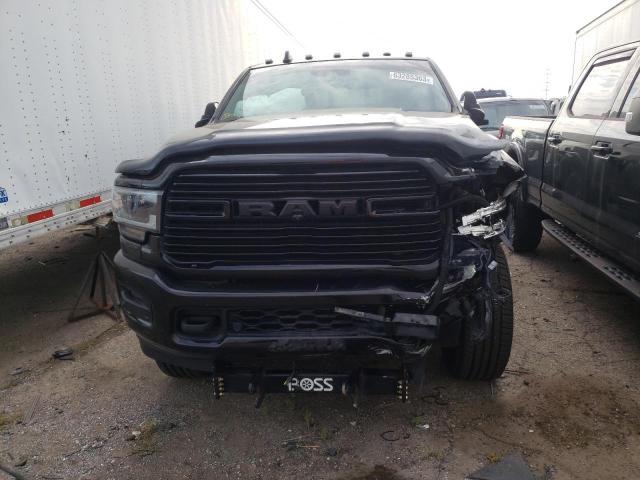 3C63R3EL0KG658348 - 2019 RAM 3500 LARAMIE BLACK photo 5