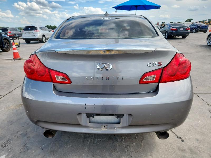 JNKCV61E19M304602 - 2009 INFINITI G37 BASE GRAY photo 6