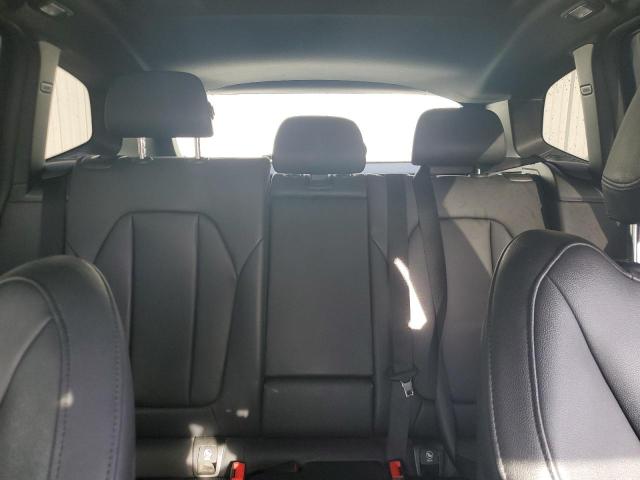 5UXTR7C5XKLE97936 - 2019 BMW X3 SDRIVE30I WHITE photo 10