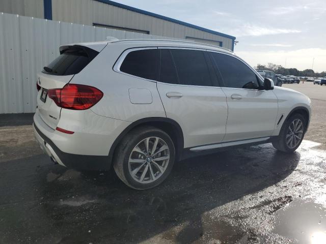 5UXTR7C5XKLE97936 - 2019 BMW X3 SDRIVE30I WHITE photo 3