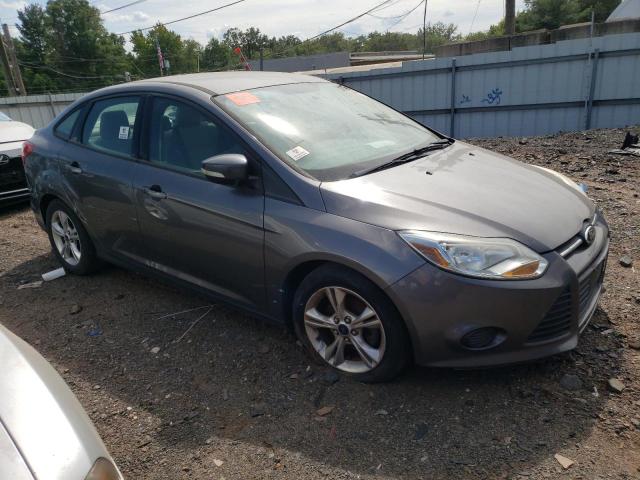 1FADP3F21EL279428 - 2014 FORD FOCUS SE GRAY photo 4