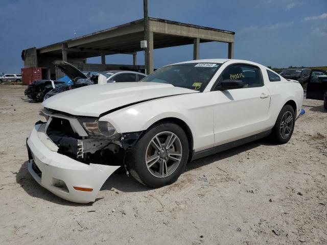 1ZVBP8AM5C5211560 - 2012 FORD MUSTANG 2D WHITE photo 1