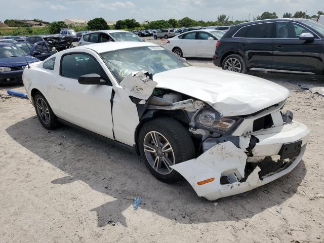 1ZVBP8AM5C5211560 - 2012 FORD MUSTANG 2D WHITE photo 4