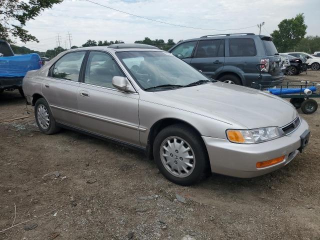 1HGCD5656TA022456 - 1996 HONDA ACCORD EX BEIGE photo 4