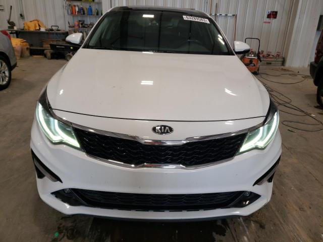 5XXGT4L32KG374789 - 2019 KIA OPTIMA LX WHITE photo 5