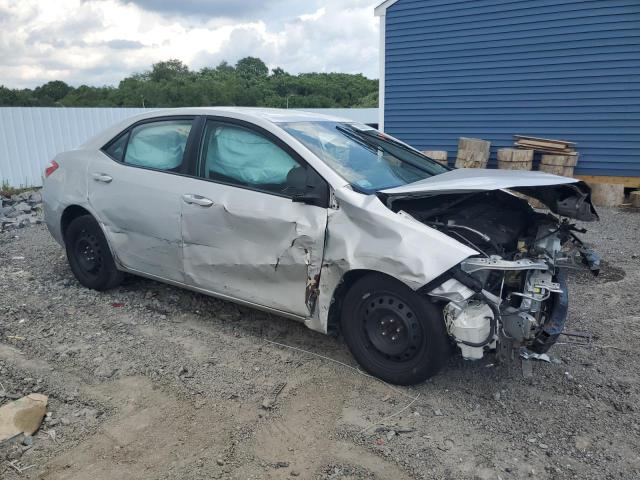 2T1BURHE9FC279691 - 2015 TOYOTA COROLLA L Silber Foto 4