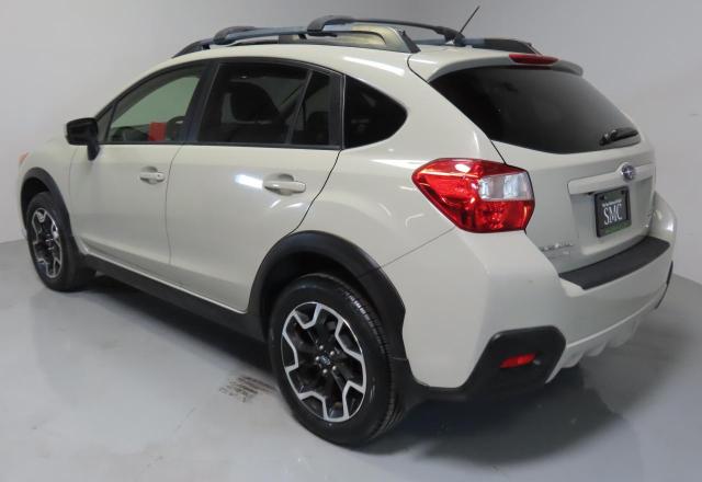 JF2GPABC1HH271705 - 2017 SUBARU CROSSTREK PREMIUM WHITE photo 4