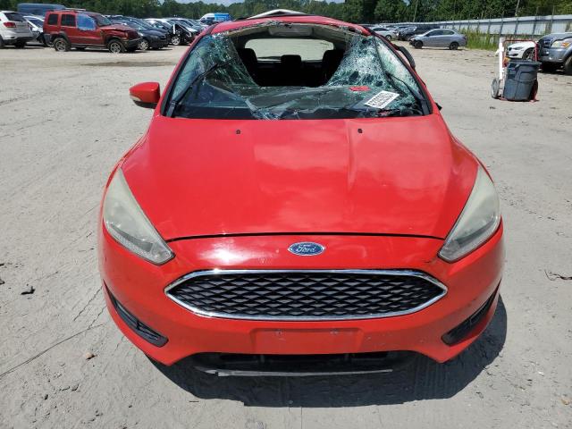 1FADP3K2XFL216268 - 2015 FORD FOCUS SE RED photo 5