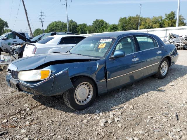 1LNHM81W72Y604606 - 2002 LINCOLN TOWN CAR EXECUTIVE BLUE photo 1