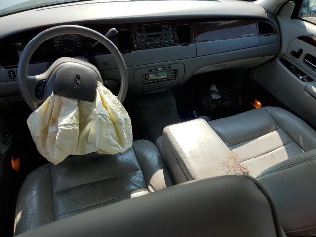 1LNHM81W72Y604606 - 2002 LINCOLN TOWN CAR EXECUTIVE BLUE photo 8