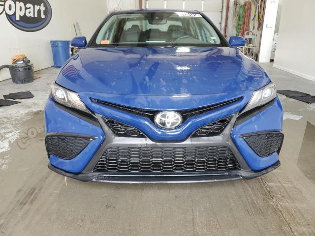 4T1G11AK1PU115044 - 2023 TOYOTA CAMRY SE NIGHT SHADE BLUE photo 5