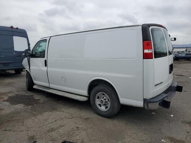 1GTW7AFG9J1910709 - 2018 GMC SAVANA G2500 WHITE photo 2