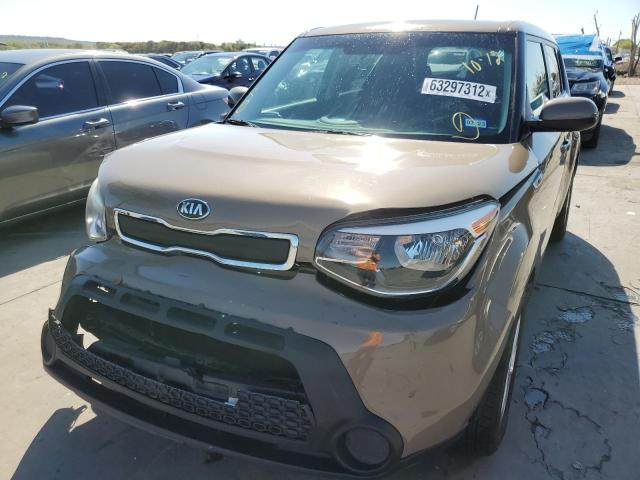 KNDJN2A21G7331415 - 2016 KIA SOUL TAN photo 9