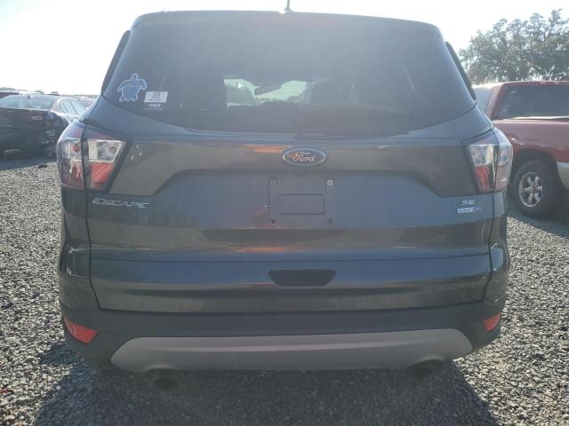 1FMCU9GD5JUB06870 - 2018 FORD ESCAPE SE GRAY photo 6