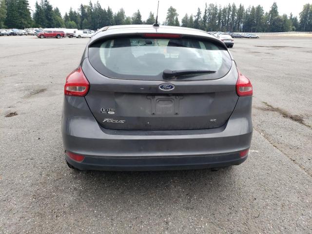 1FADP3K23HL299531 - 2017 FORD FOCUS SE GRAY photo 6