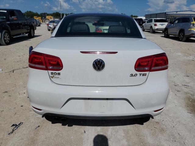 WVWFW8AH3FV000517 - 2015 VOLKSWAGEN EOS LUX 白色 照片 6