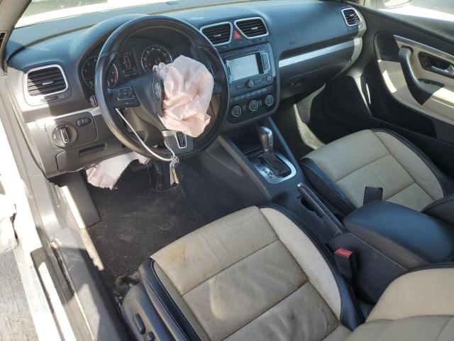 WVWFW8AH3FV000517 - 2015 VOLKSWAGEN EOS LUX 白色 照片 8