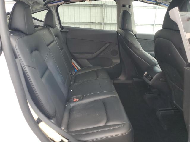 5YJYGDEEXMF299157 - 2021 TESLA MODEL Y WHITE photo 10