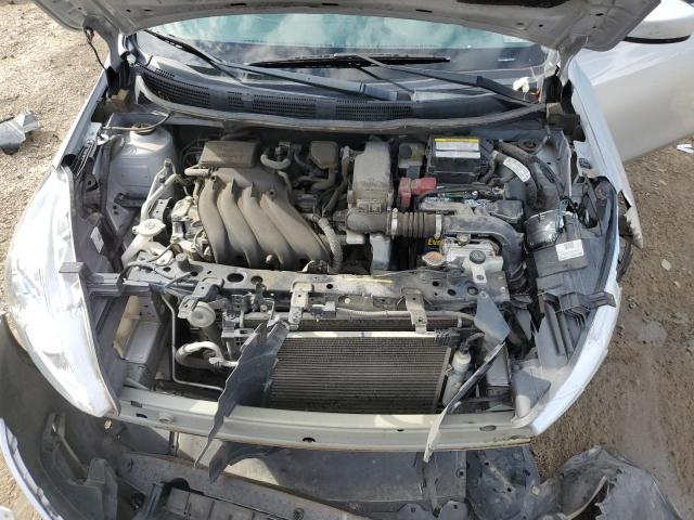 3N1CN7AP5HL875739 - 2017 NISSAN VERSA S SILVER photo 11