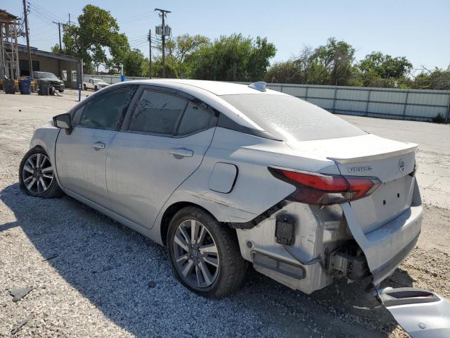 3N1CN8EV0LL845779 - 2020 NISSAN VERSA SV SILVER photo 2