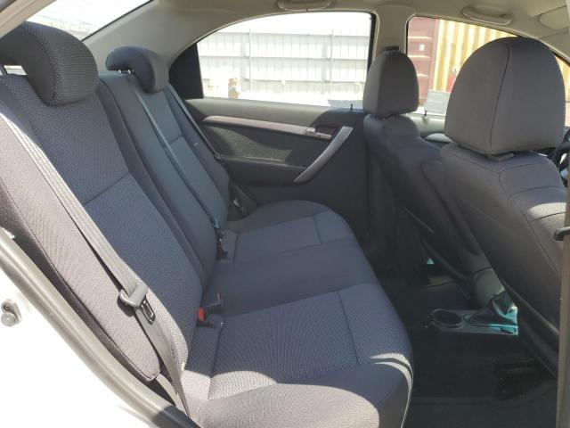 KL1TD5DE0AB122679 - 2010 CHEVROLET AVEO LS WHITE photo 10