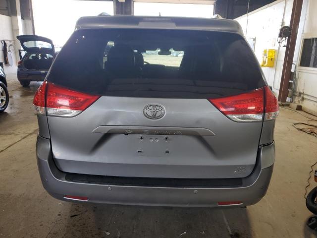 5TDDK3DC8BS006775 - 2011 TOYOTA SIENNA XLE Gümüş foto 6