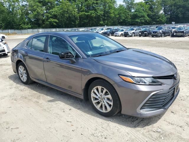 4T1C11BK4RU123090 - 2024 TOYOTA CAMRY LE GRAY photo 4